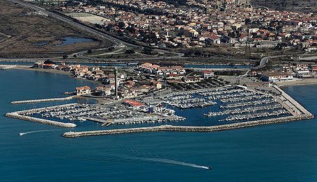 Mise à l'eau sur le site de Fos-sur-Mer